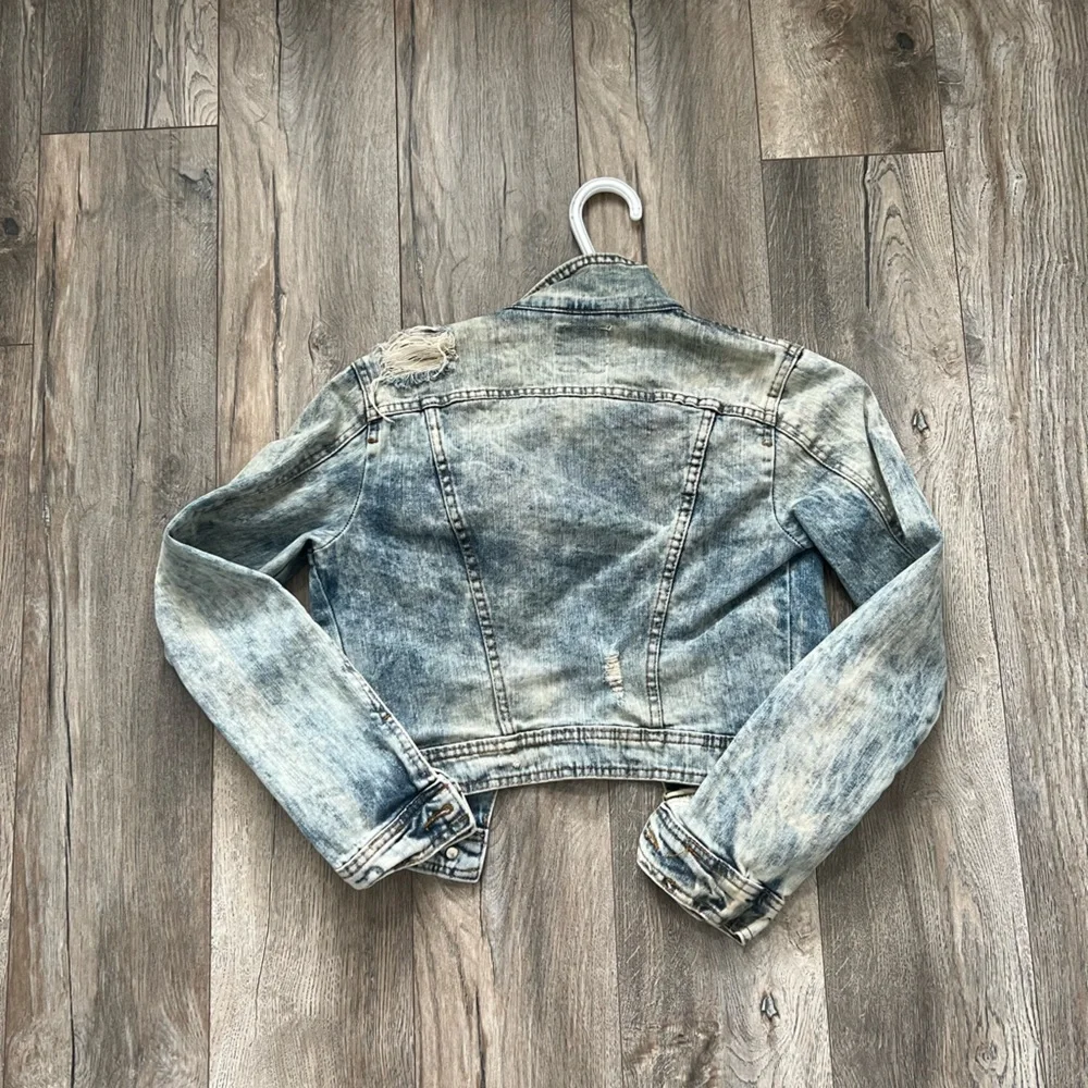 Jean Jacket - Picture 3 of 3